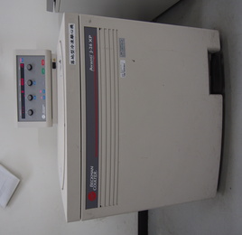 落地型冷凍離心機1